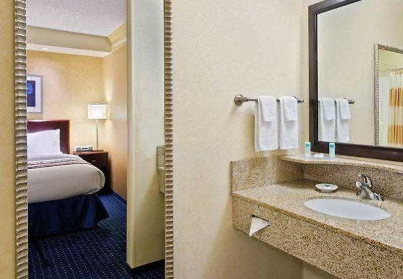 Springhill Suites Detroit Southfield Ngoại thất bức ảnh